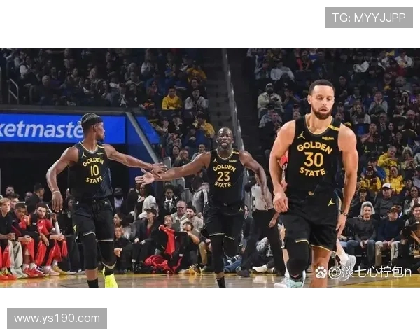 勇士与太阳2016至2017赛季对决回顾与精彩瞬间分析